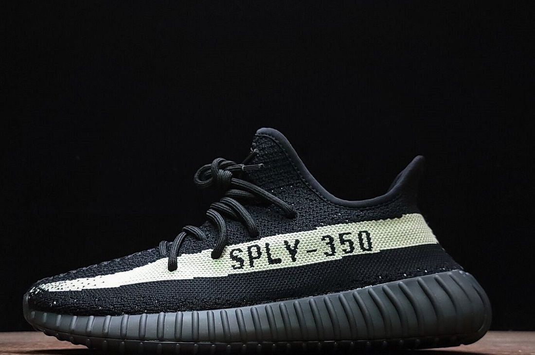 Yeezy Boost 350 V2 Oreo Fake For Sale (1)